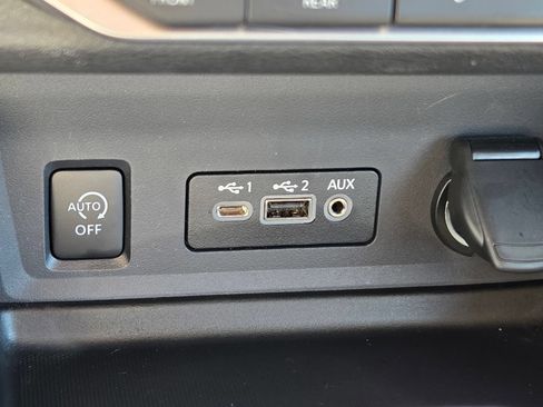 Used 2025 Nissan Sentra SV w/ All-Weather Package FWD image 27
