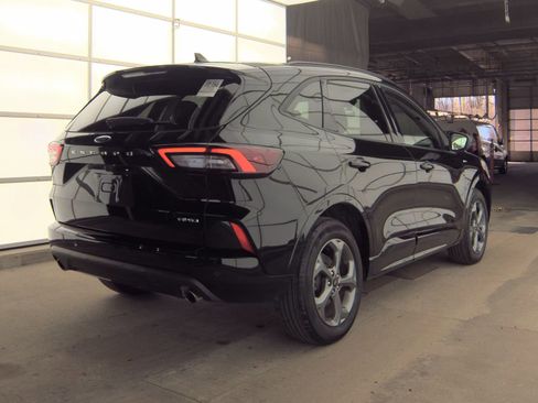 Used 2024 Ford Escape ST-Line w/ Tech Pack #1 AWD/4WD image 15