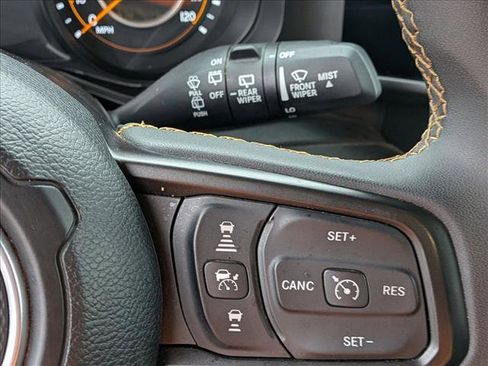 Used 2024 Jeep Wrangler Sport S image 14