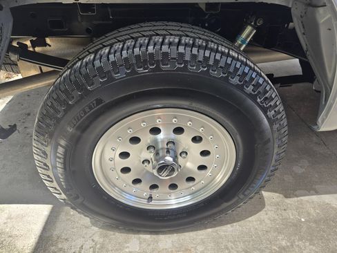 Used 2016 Ford F150 XL w/ Equipment Group 101A Mid AWD/4WD image 10