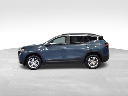 Used 2024 GMC Terrain SLE w/ Driver Convenience Package