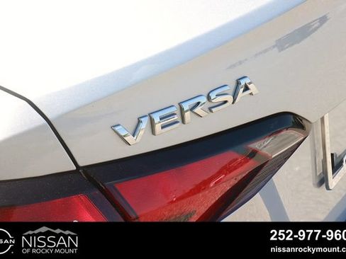 Certified 2025 Nissan Versa SV FWD image 8