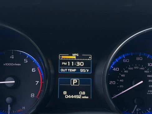 Used 2018 Subaru Outback 2.5i Premium w/ Popular Package #1 AWD/4WD image 16