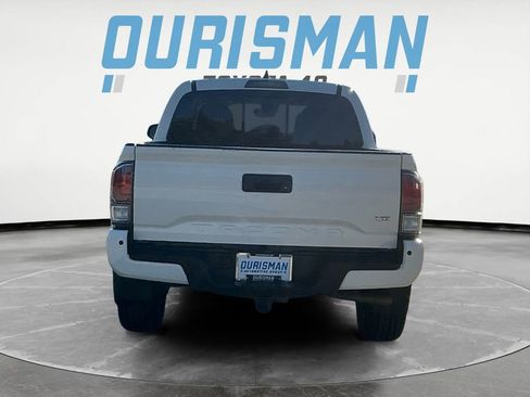 Used 2023 Toyota Tacoma TRD Sport image 5