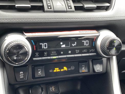 Used 2025 Toyota RAV4 XLE Premium image 24