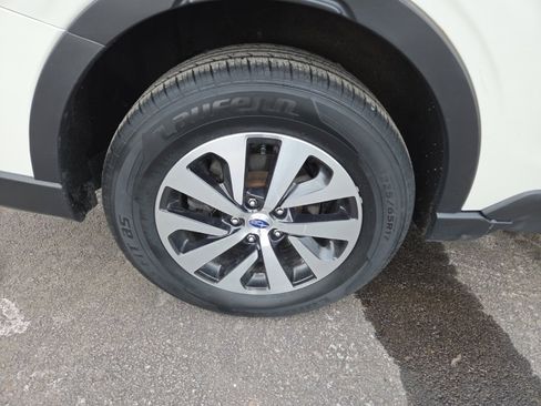 Used 2020 Subaru Outback Premium image 24