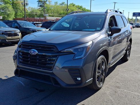 Certified 2025 Subaru Ascent Onyx Edition w/ Popular Package #2 AWD/4WD image 3