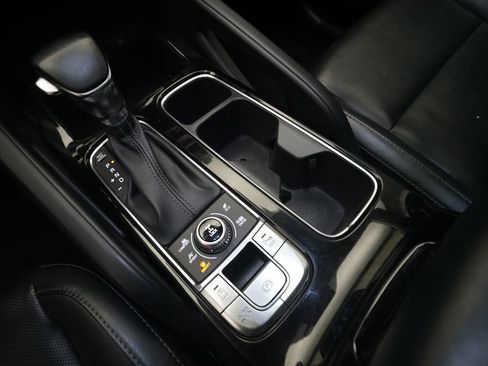 Used 2020 Kia Telluride S AWD/4WD image 16