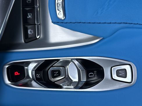 Used 2021 Chevrolet Corvette Stingray Premium Conv w/ Z51 Performance Package image 25