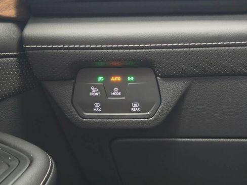 New 2026 Volkswagen Atlas SE AWD/4WD image 24