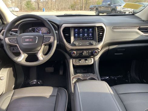 Used 2023 GMC Acadia Denali w/ Denali Technology Package AWD/4WD image 18
