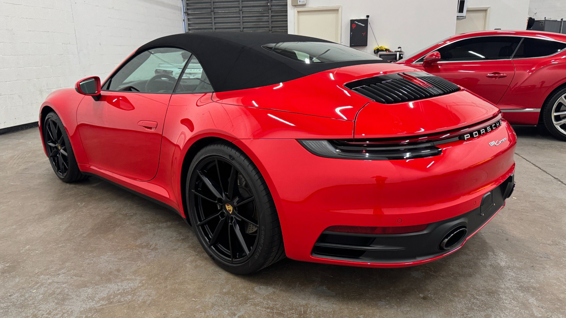 Used 2022 Porsche 911 Carrera RWD image 24