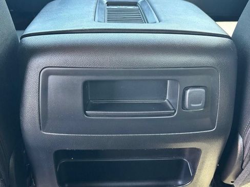 Used 2017 GMC Sierra 1500 SLT w/ SLT Premium Package AWD/4WD image 22