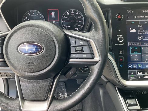 Used 2023 Subaru Outback Limited AWD/4WD image 19
