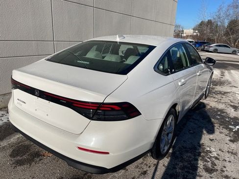 Certified 2023 Honda Accord LX image 7