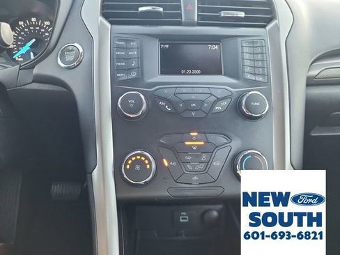 Used 2019 Ford Fusion S image 18