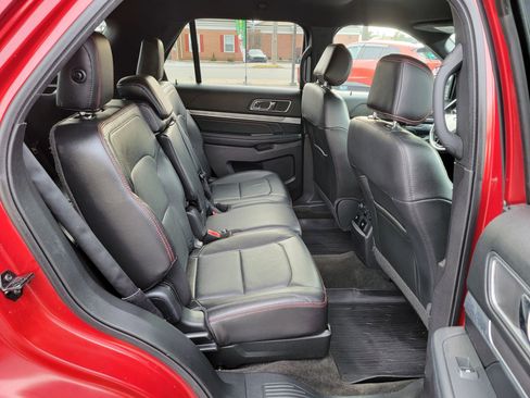 Used 2017 Ford Explorer Sport w/ Equipment Group 401A image 16