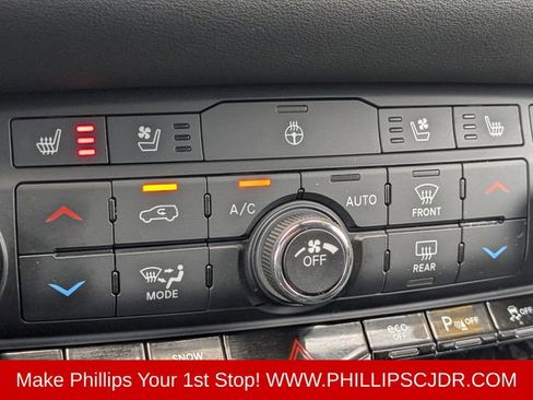 Used 2025 Dodge Durango R/T AWD/4WD image 23
