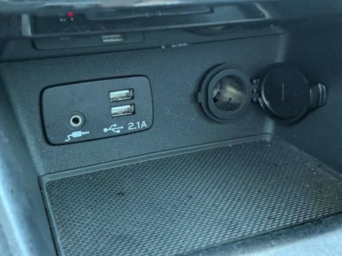 Used 2022 Subaru Forester Limited AWD/4WD image 20
