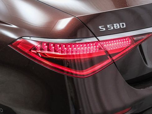 Certified 2021 Mercedes-Benz S 580 4MATIC Sedan image 7