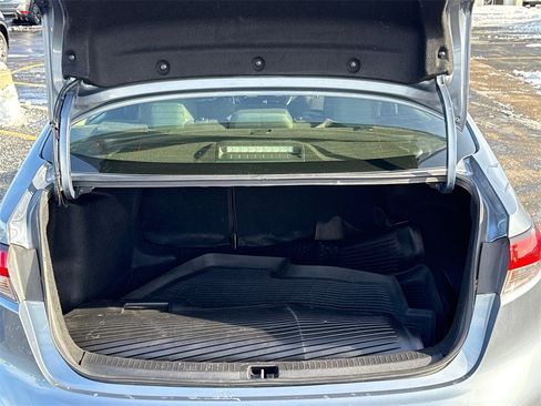 Used 2022 Toyota Corolla LE image 14