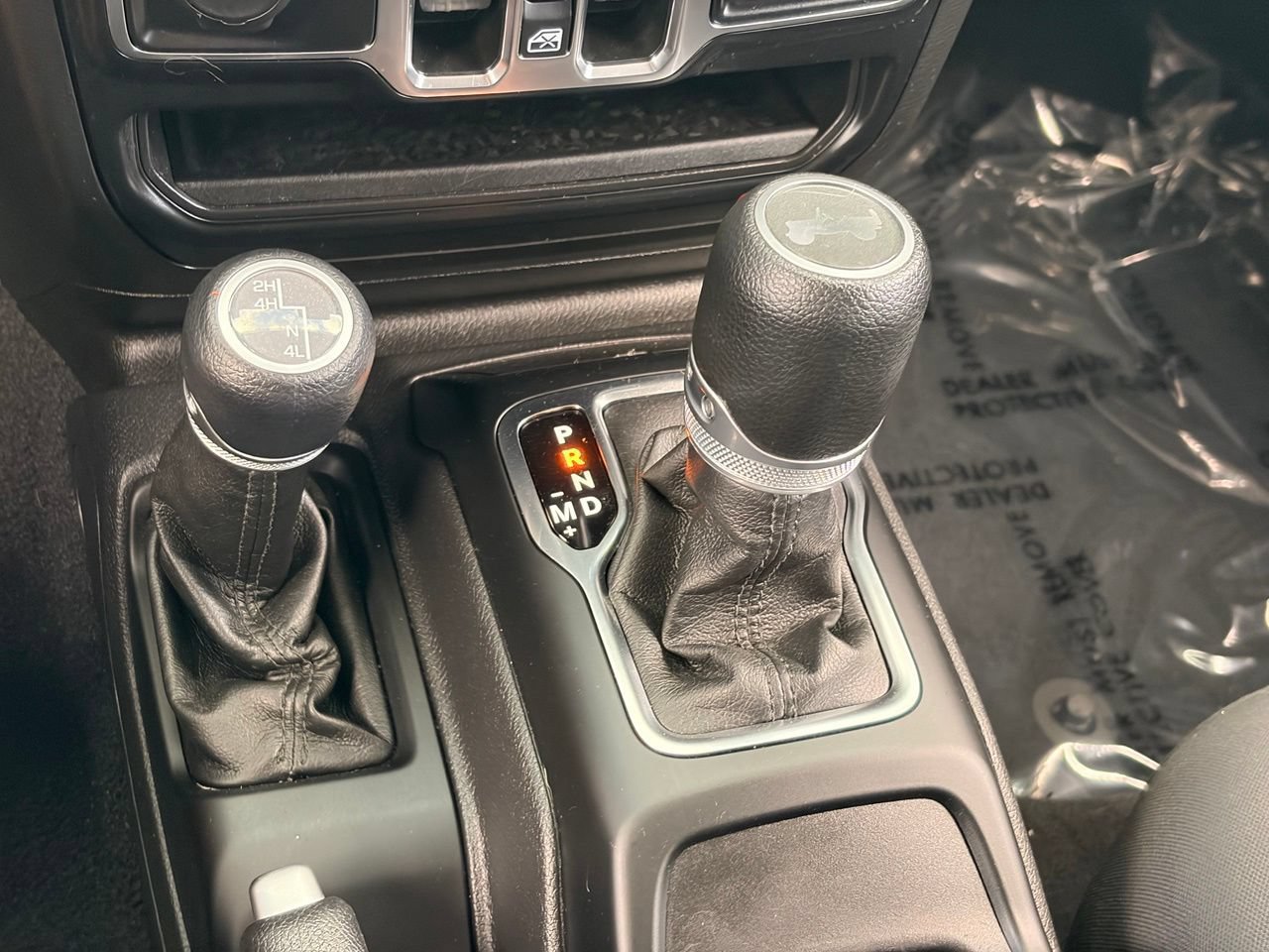 Used 2022 Jeep Wrangler Unlimited Sport AWD/4WD image 28