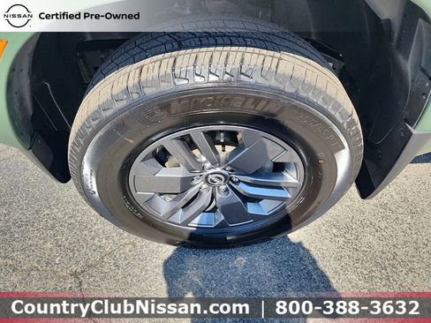 Certified 2025 Nissan Frontier SV w/ Tow Package image 33
