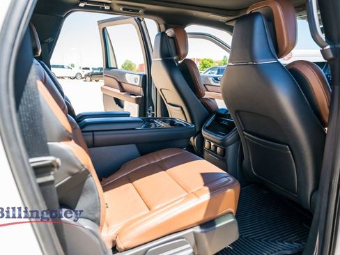 Used 2023 Lincoln Navigator L Reserve AWD/4WD image 14