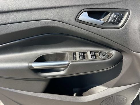 Certified 2019 Ford Escape Titanium AWD/4WD image 29