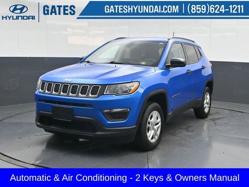 Used 2018 Jeep Compass Sport AWD/4WD image 6