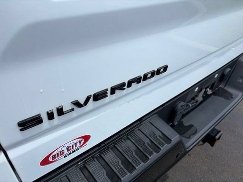 Used 2022 Chevrolet Silverado 1500 LT Trail Boss w/ Safety Package AWD/4WD image 50