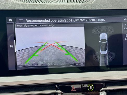 Used 2023 BMW 430i xDrive Convertible w/ M Sport Package image 13