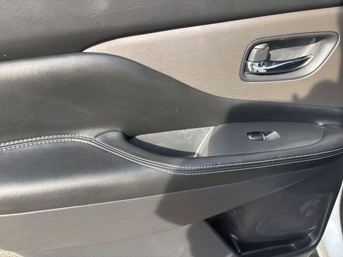 Used 2023 Nissan Murano SL image 31