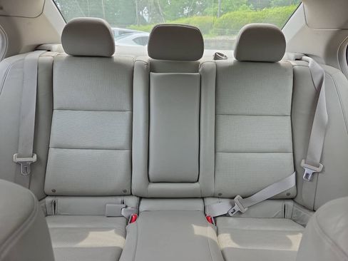 Used 2010 Acura TSX V6 Sedan FWD image 32