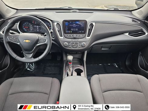 Used 2021 Chevrolet Malibu RS FWD image 18
