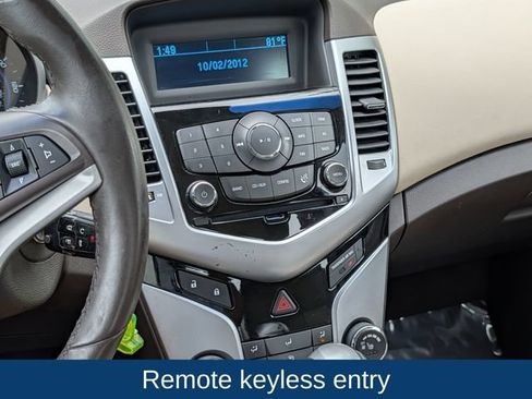 Used 2011 Chevrolet Cruze LT FWD image 17