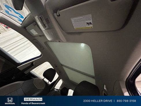 Used 2023 Volkswagen Taos SEL AWD/4WD image 27