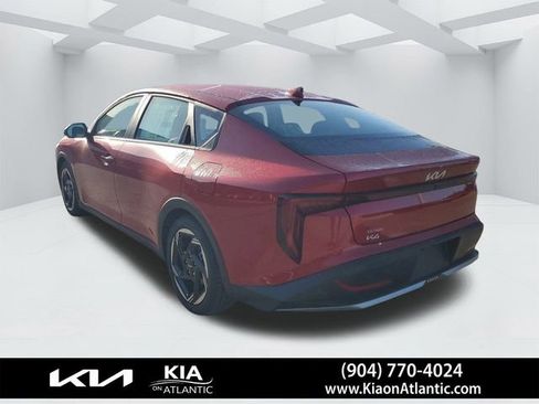 New 2025 Kia K4 GT-Line Turbo FWD image 3