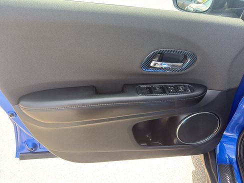 Used 2022 Honda HR-V EX image 14