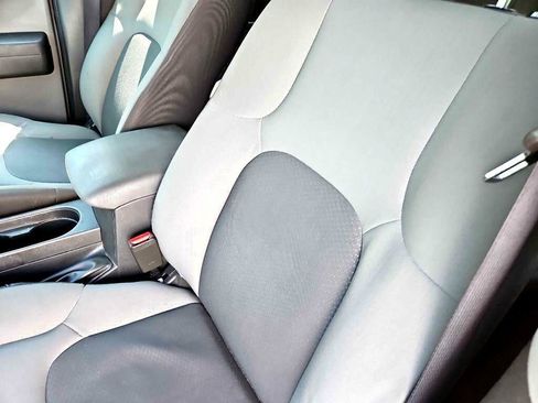 Used 2012 Nissan Xterra S image 12