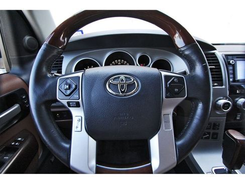 Used 2014 Toyota Sequoia Platinum AWD/4WD image 14
