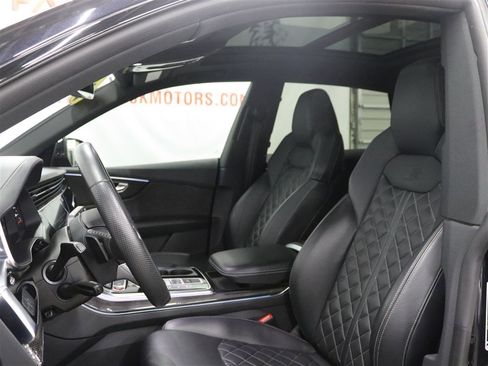 Used 2021 Audi SQ8 Premium Plus w/ SQ8 Black Optic Package AWD/4WD image 14