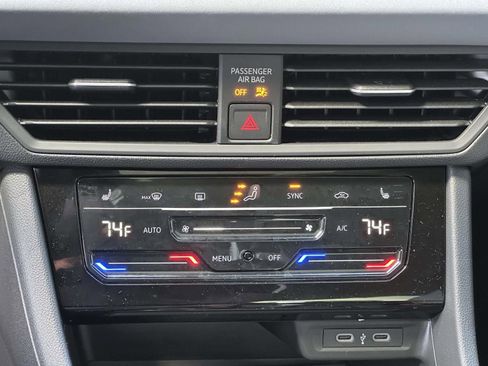 Used 2026 Volkswagen Jetta SE image 19