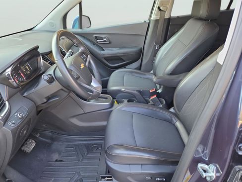 Used 2018 Chevrolet Trax LT w/ Driver Confidence Package image 17