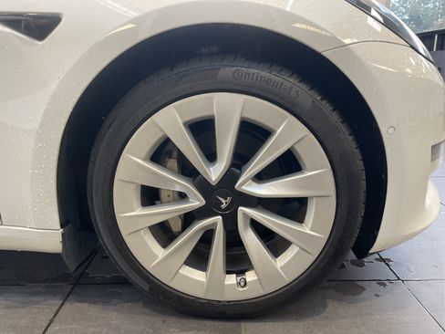 Used 2022 Tesla Model 3 Long Range AWD/4WD image 12