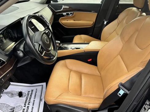 Used 2016 Volvo XC90 T6 Momentum w/ Momentum Plus Package AWD/4WD image 10