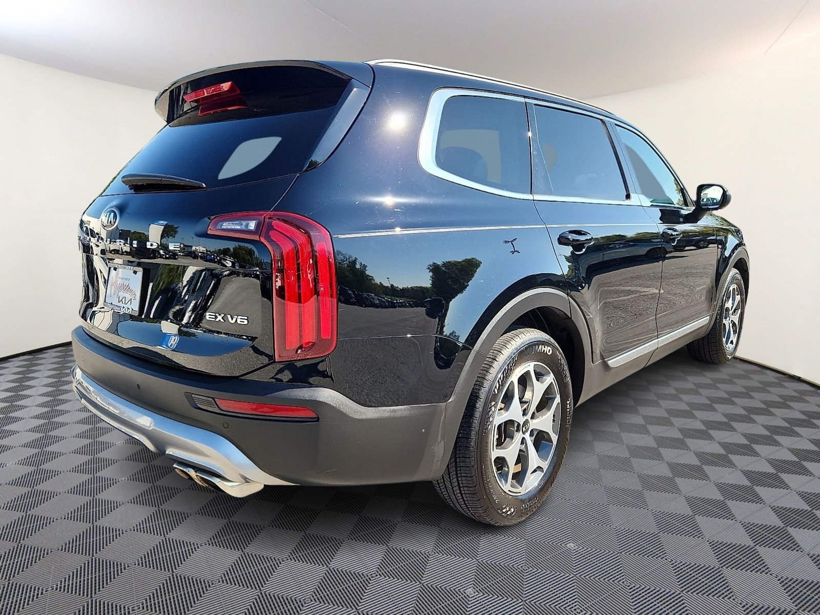 Used 2020 Kia Telluride EX AWD/4WD image 6