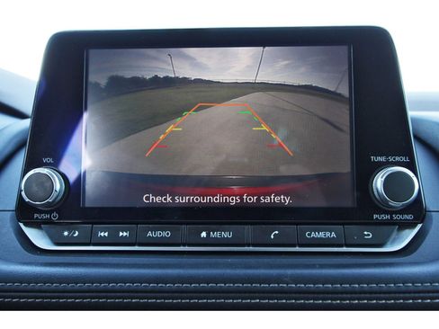 Used 2021 Nissan Rogue S FWD image 24