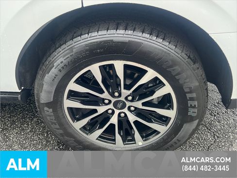 Certified 2025 Ford Expedition Platinum AWD/4WD image 26