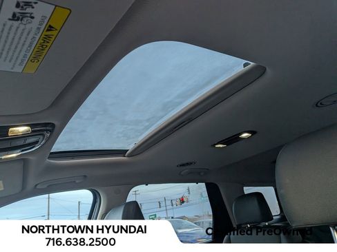 Used 2022 Hyundai Palisade SEL w/ Premium Package image 6
